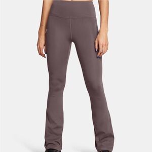 Movement Flare Leggings